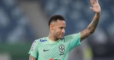 نيمار يؤكد عزم منتخب البرازيل على استعادة كأس العالم في الفيديو الأخير