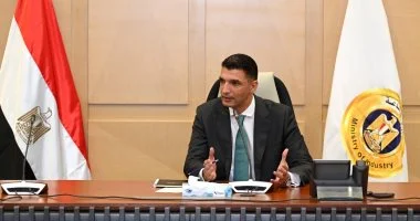 “` “وزارتي الصناعة والصحة تعلنان عن اشتراطات جديدة لتراخيص مصانع مستحضرات التجميل” “`