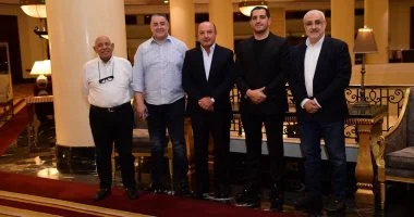 وفد زملكاوي يقوم بزيارة بعثة اتحاد العاصمة في مقر إقامتها قبل النهائي